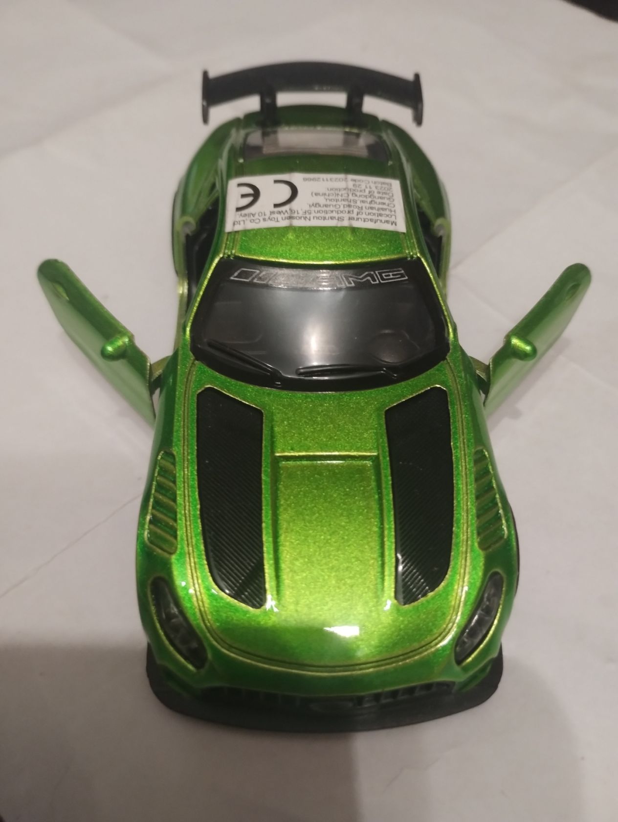 Іграшкова металева машинка, колекційна,модель спорткар Mercedes-AMG GT    (зеленого цвета)    , розмір 1/36 - фото фото фото 1