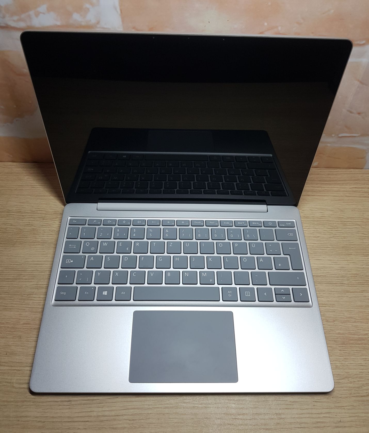 Ноутбук Microsoft Surface Lapto Go Model 1943 i5-1035G1 - фото фото фото 0