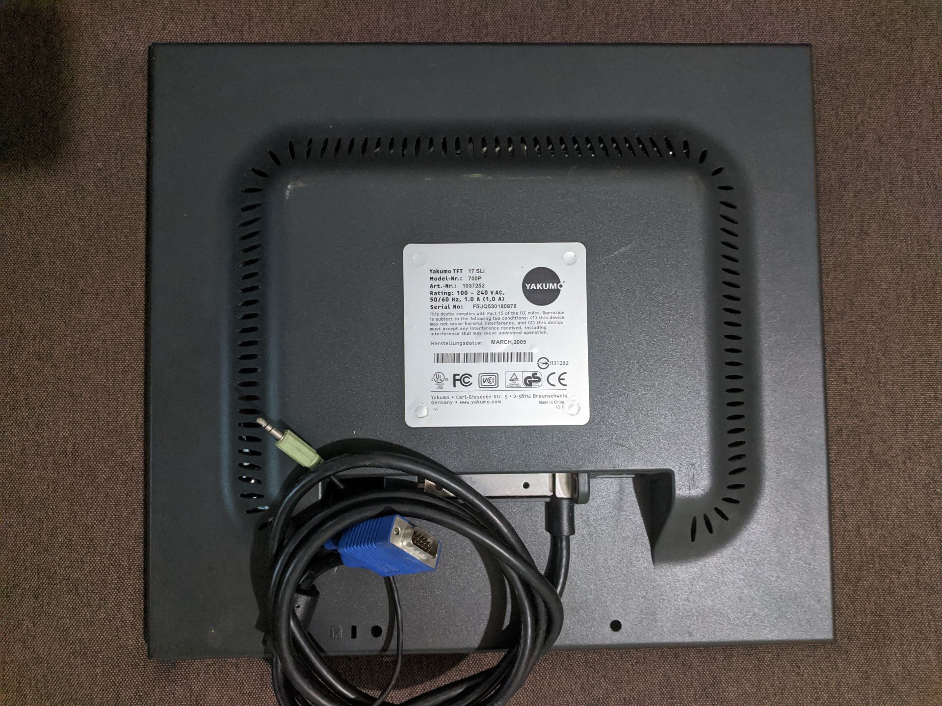 Монитор Yakumo 700P 17" VGA не включается - фото фото фото 3