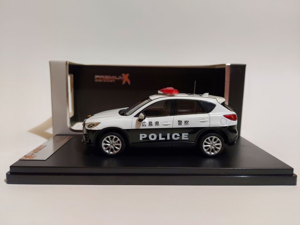 Premium X 1:43 Mazda CX-5, Japanese Police  (2013) - фото фото фото 2