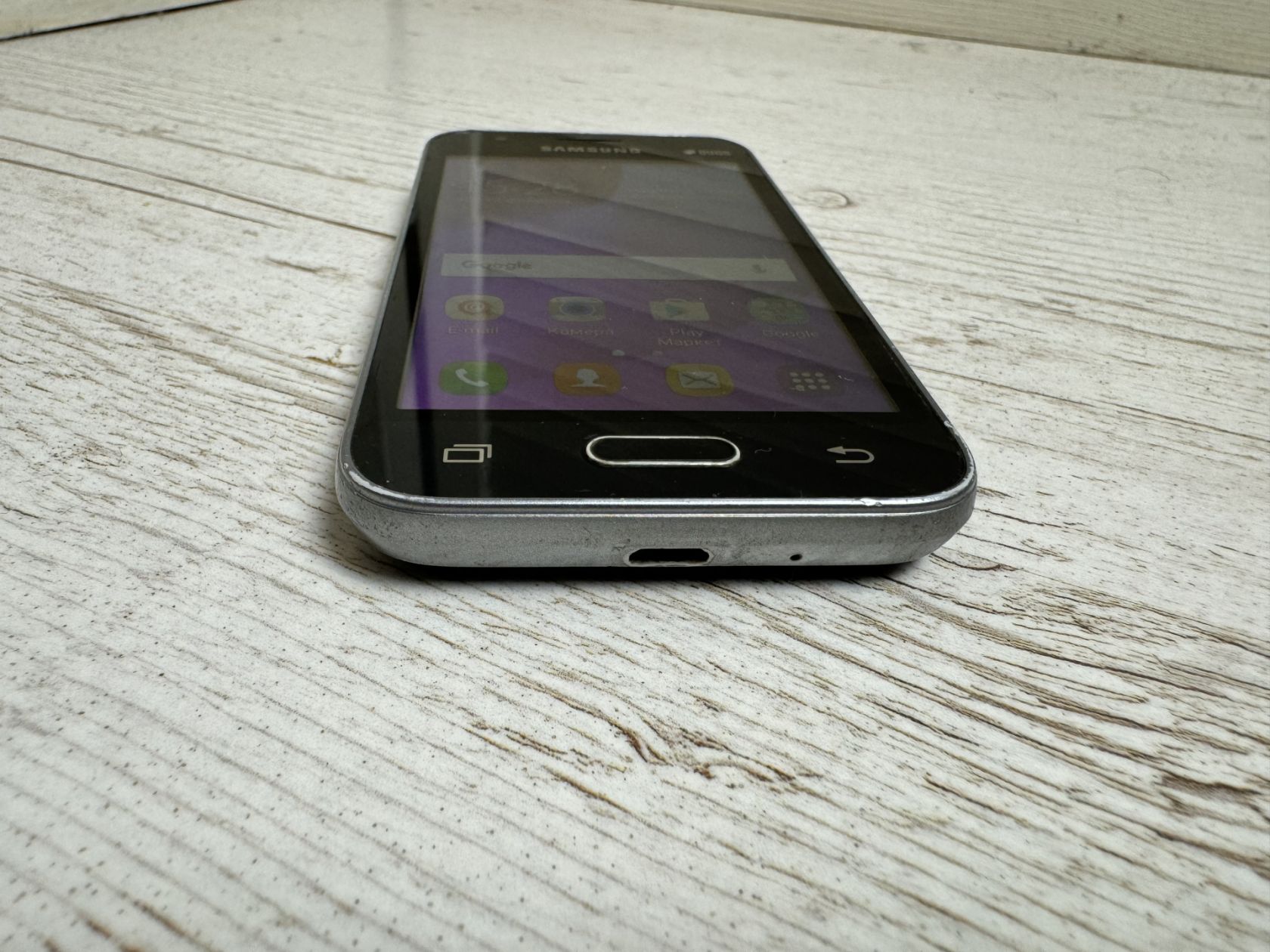 Телефон Samsung J1 mini  (SM-J105H/DS) - фото фото фото 4