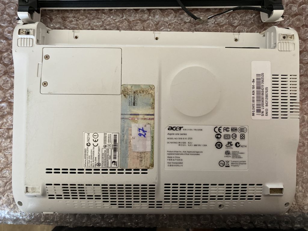 Acer Aspire One ZG5 корпус - фото фото фото 4