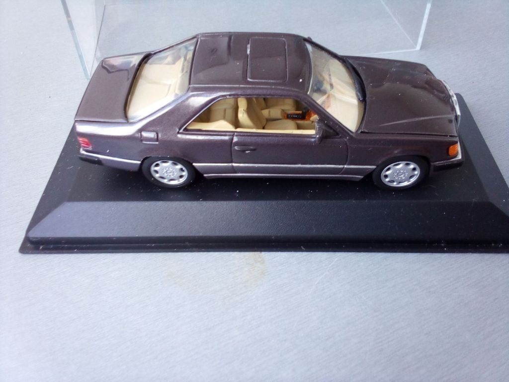 1/43 Minichamps Mercedes-Benz 300 CE-24 W124 Coupe - фото фото фото 1