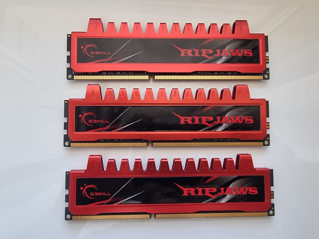 Игровая оперативная память DDR3 4GB G.Skill Ripjaws PC3 12800 1600 для всех ПК - фото фото фото 1
