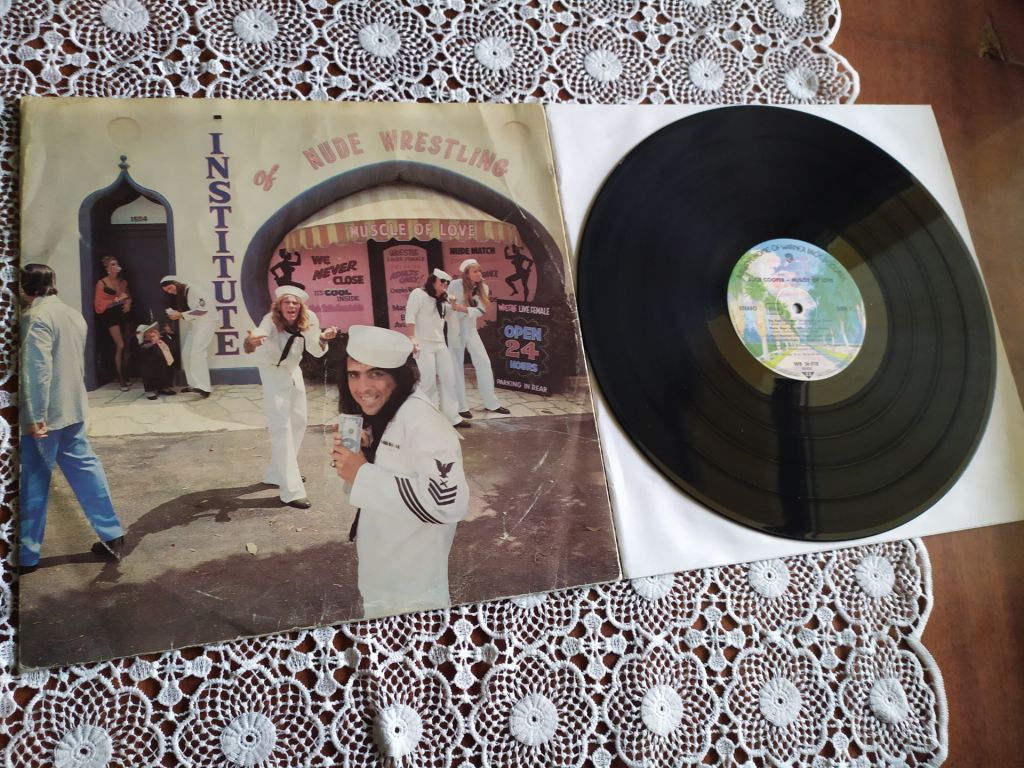 Alice Cooper – Muscle Of Love  ois США техконверт - фото фото фото 0