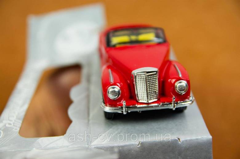 Модель авто, колекційна, Die-Cast Retro Car Red - фото фото фото 3