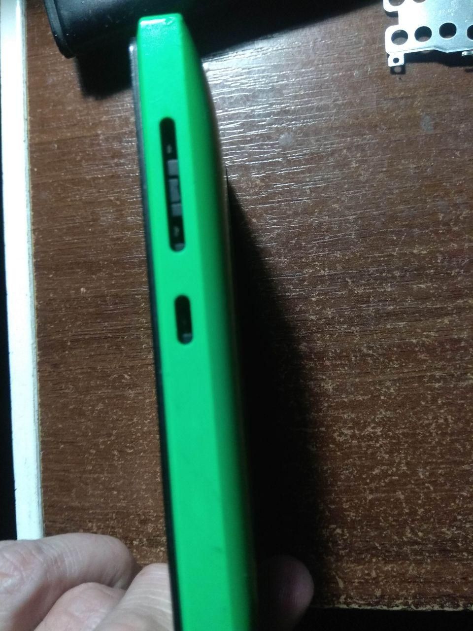 Смартфон Nokia Lumia 435 включається - фото фото фото 4