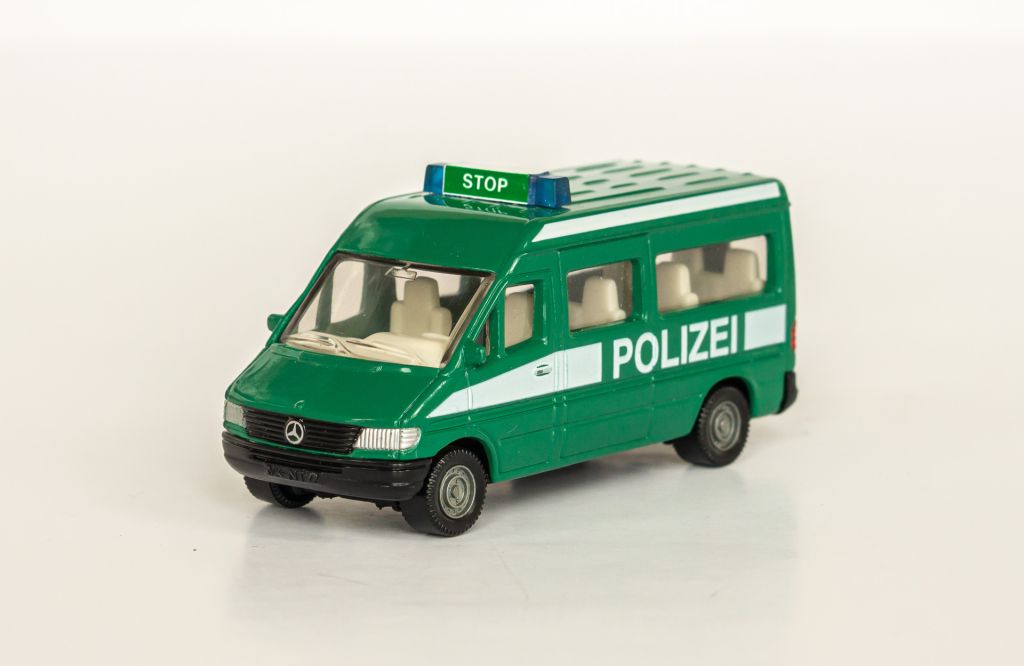 1:55 Mercedes Benz Sprinter Polizei, Siku 0804 - фото фото фото 0