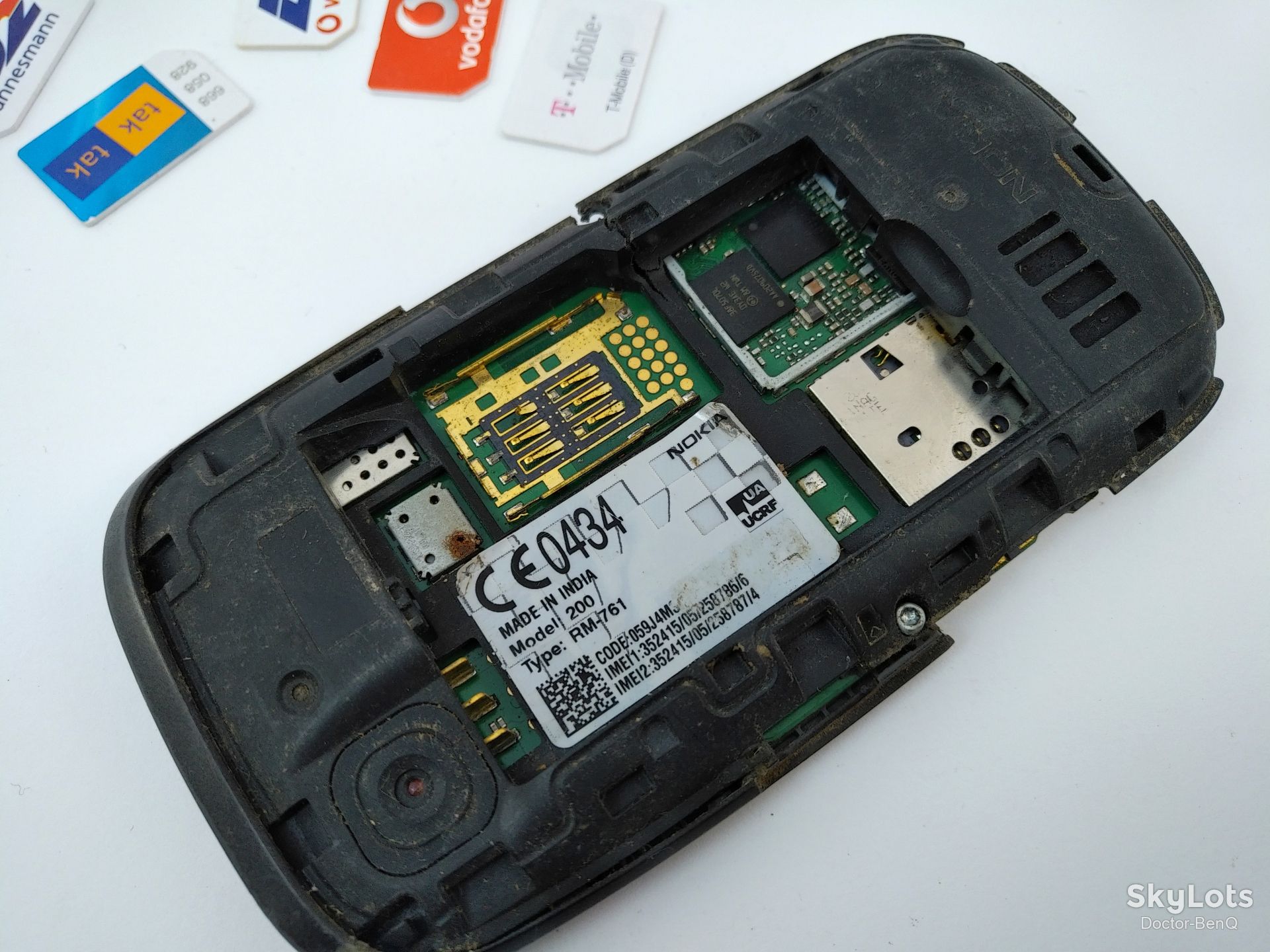 Nokia 200 не вмикається - фото фото фото 3