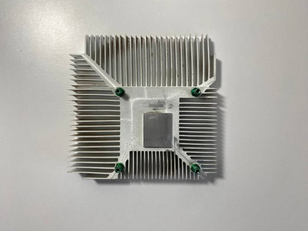Радіатор охолодження для приставки Microsoft Xbox One S Model 1681 - фото фото фото 1