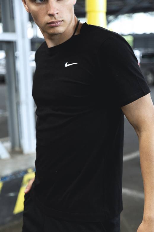 Футболка Nike чорна - фото фото фото 5