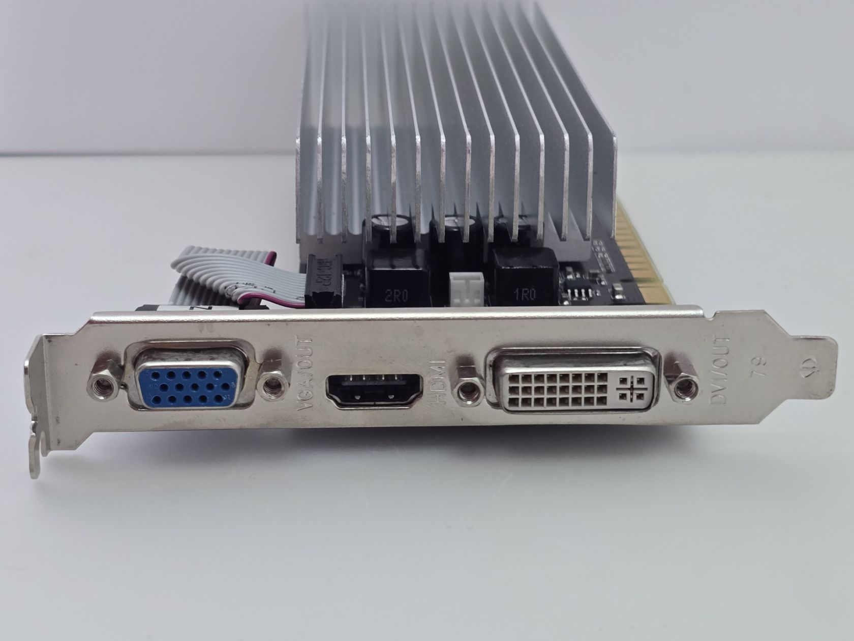 Видеокарта PALIT GeForce GT 610 1GB   (1Gb,GDDR3,64 Bit,HDMI,PCI-Ex,Б/у) - фото фото фото 2