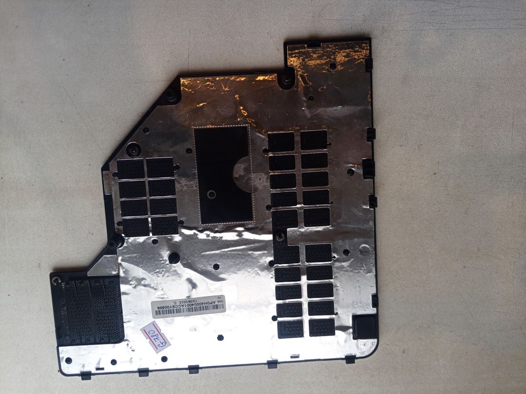 Б/У Сервісна кришка  на Lenovo G780 - фото фото фото 3