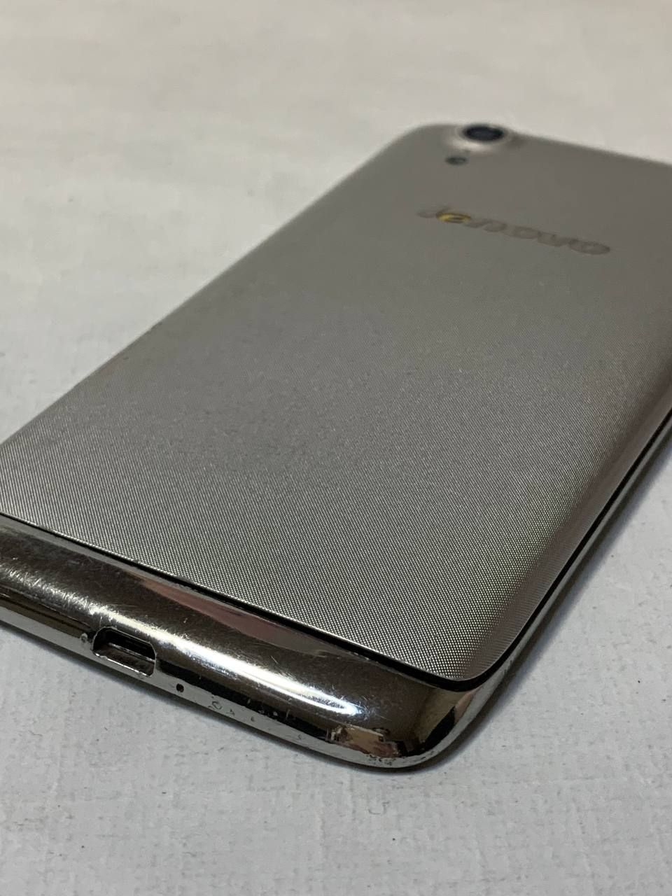 Lenovo Vibe X  (S960) - фото фото фото 6