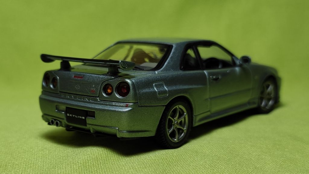 Модель 1/43 Nissan Skyline GT-R   (R34) V-spec ІІ   (AUTOart) - фото фото фото 1