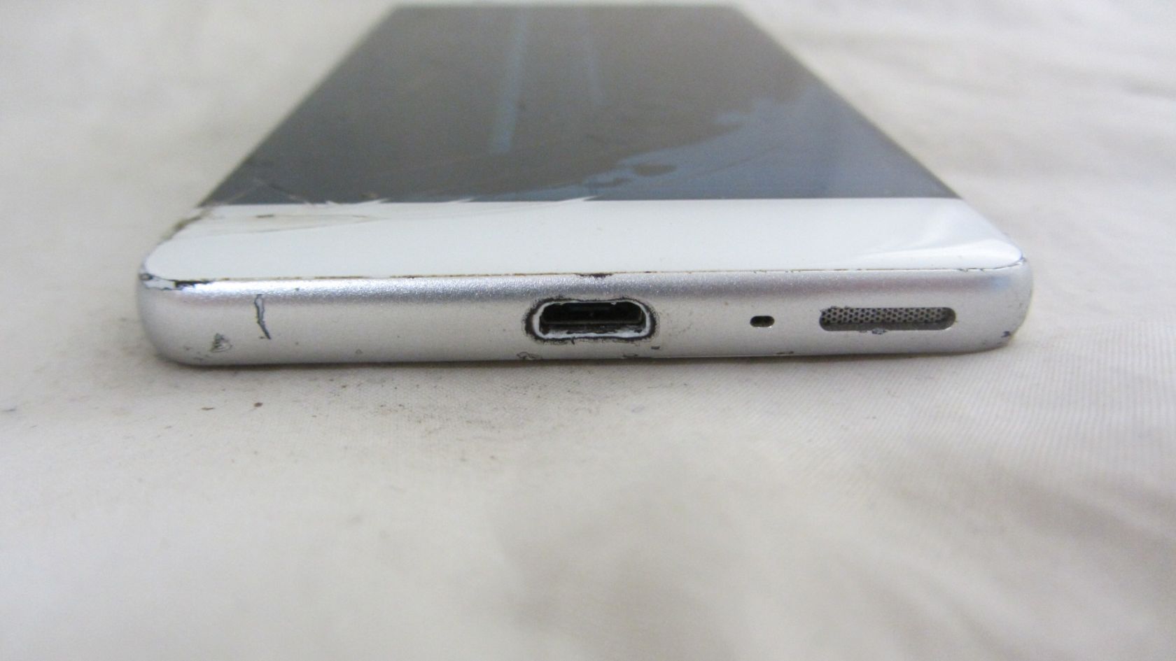 Sony Xperia XA Dual  (F3112) White - фото фото фото 1