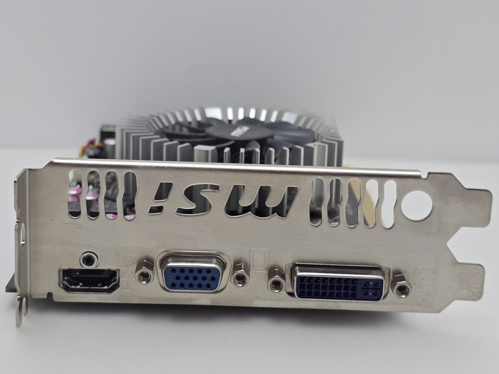 Відеокарта MSI Radeon HD 6670 2GB  (GDDR3,128 Bit,HDMI,PCI-Ex,Б/у) - фото фото фото 1