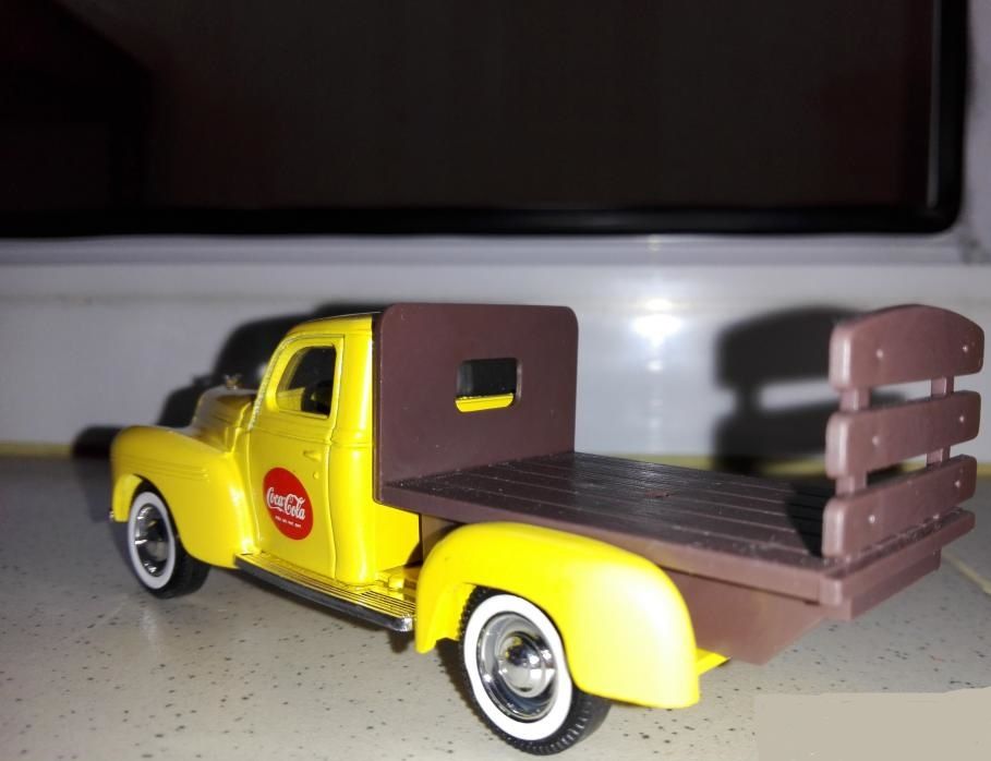 1/43 DODGE 1940 Coca Cola. SOLIDO. - фото фото фото 2