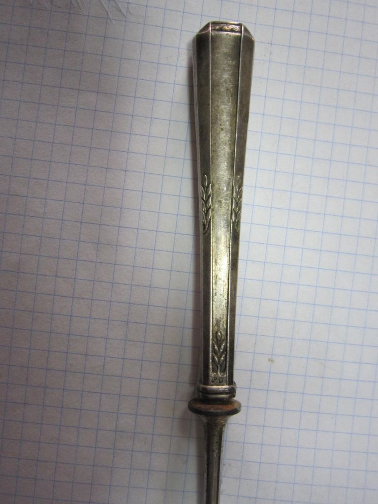 Вилка . Ручка  из серебра. - фото фото фото 5