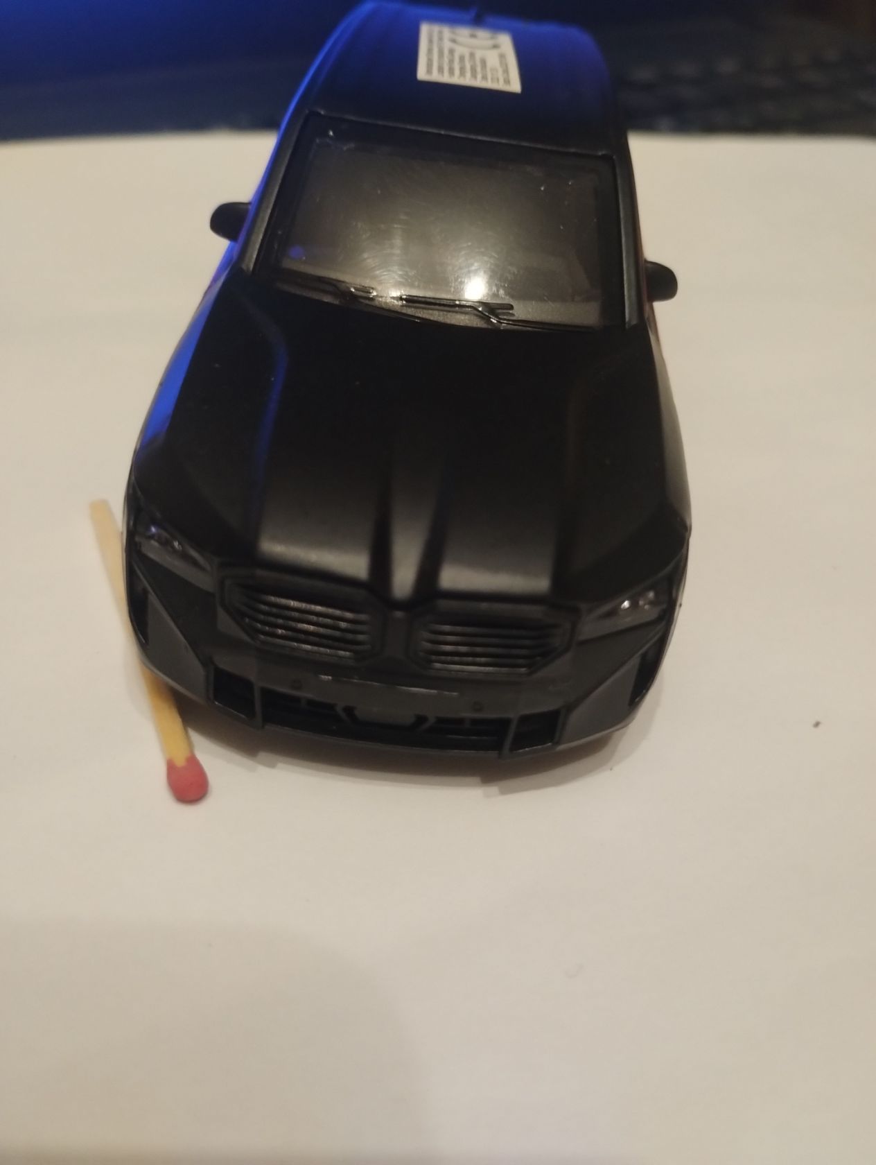 Іграшкова металева машинка, колекційна модель автомобиля BMW XM,  розмір 1/36 - фото фото фото 4
