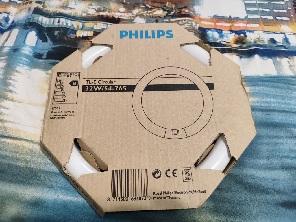 Лампа люминесцентная Philips TL-E 32W/54-765 - фото фото фото 0