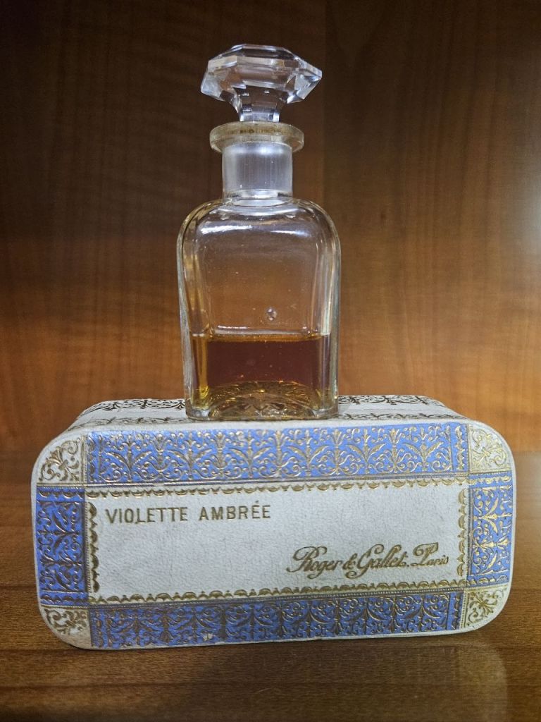 Violette Ambree Roger&amp;Gallet ~50ml Parfum - фото фото фото 0