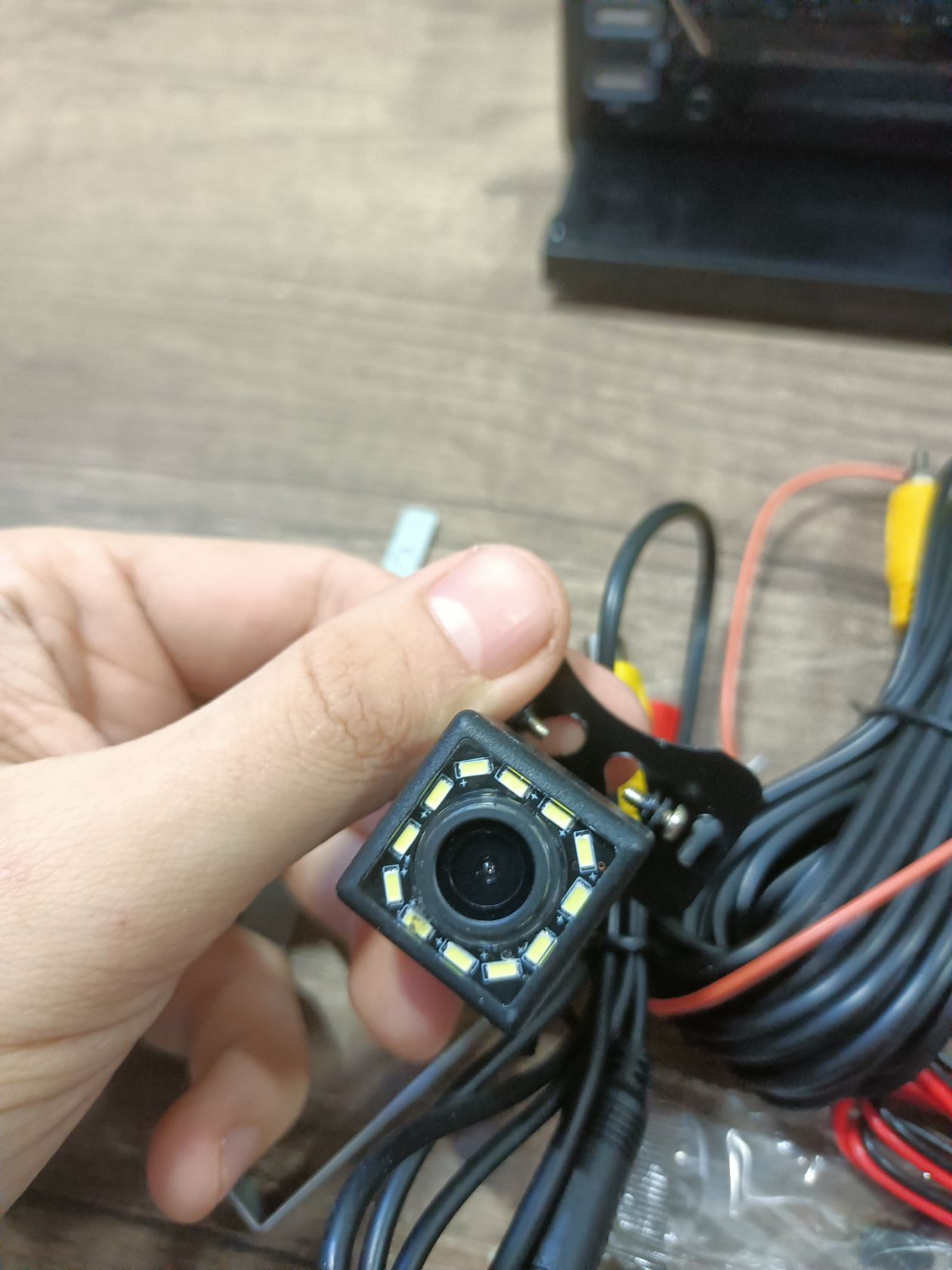 автомагнітола    (2496) - фото фото фото 3
