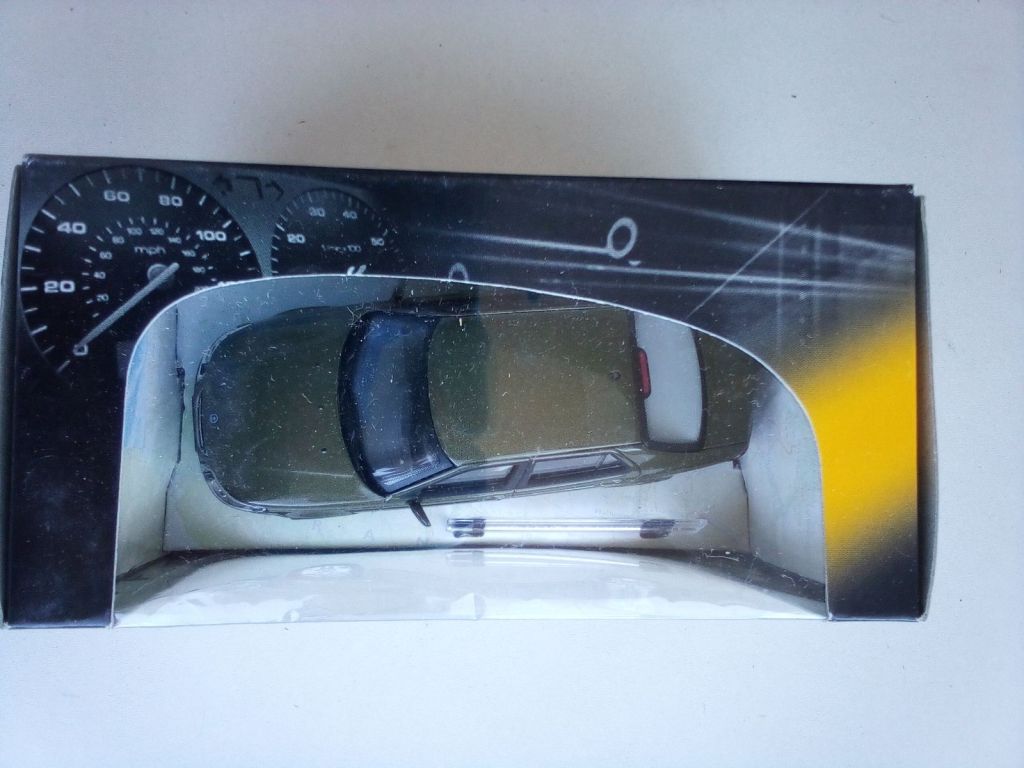Saab 9-5 sedan by Cararama 1/43 - фото фото фото 1