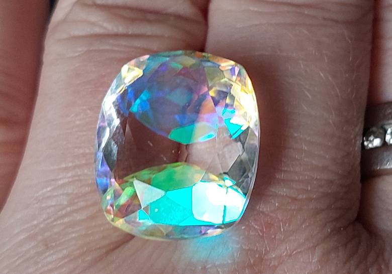Радужный кварц 19.45Ct - фото фото фото 3