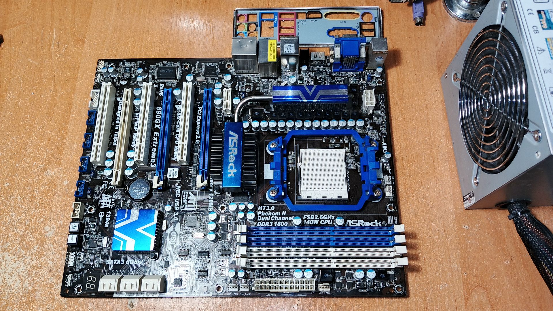 ASRock 890GX Extreme3     ( sAM3, AMD 890GX) #2        (ЧИТАТЬ ОПИСАНИЕ) - фото фото фото 0