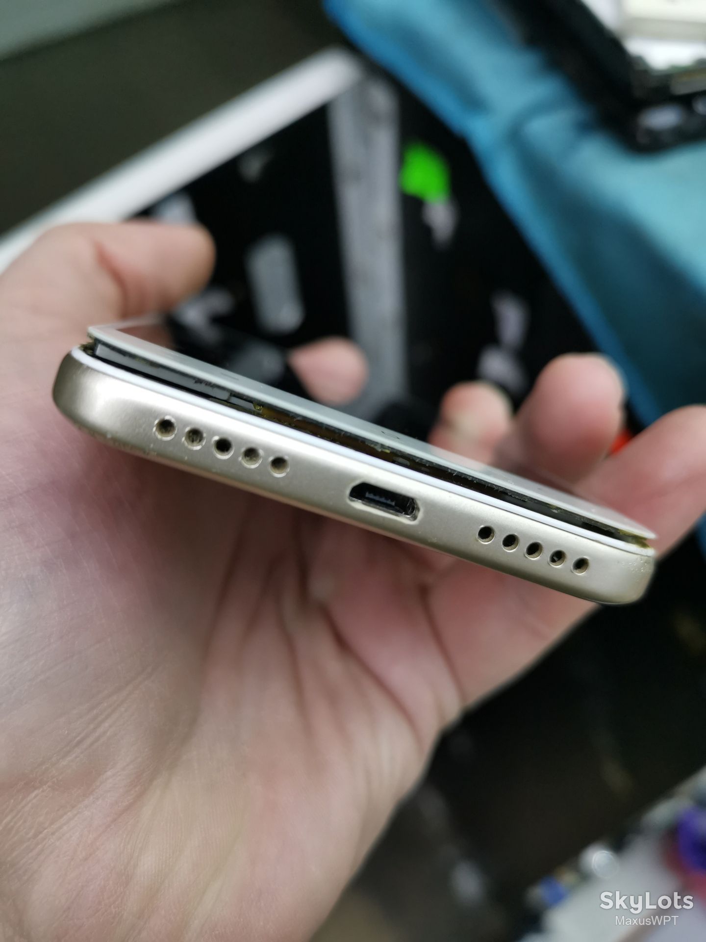 #73 Sklad Xiaomi Redmi 4x gold 2/16 - фото фото фото 3