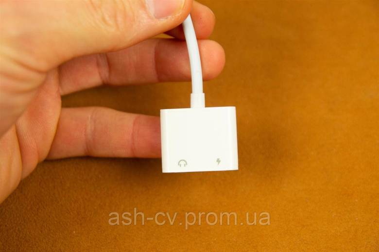 Перехідник Lightning 2in1 Audio Charging Adapter - фото фото фото 2