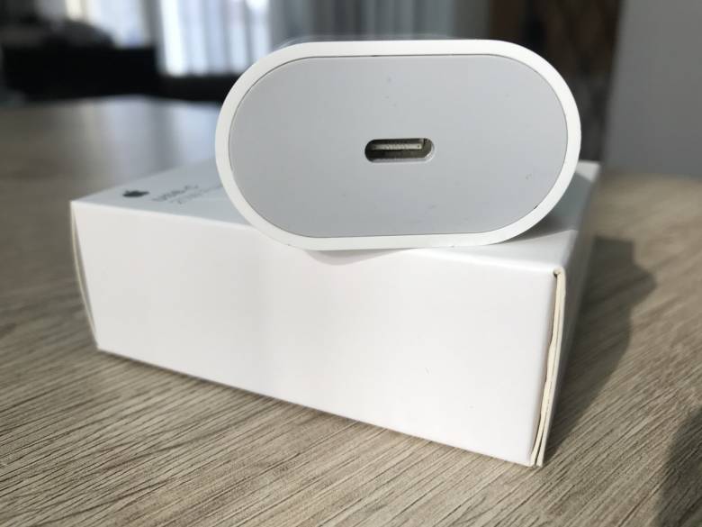 Адаптер Apple iPhone 20W USB-C быстрая зарядка, Блок IPhone 20 ВТ - фото фото фото 4