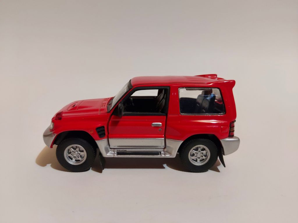 Hongwell Cararama 1:43 Mitsubishi Pajero - фото фото фото 0