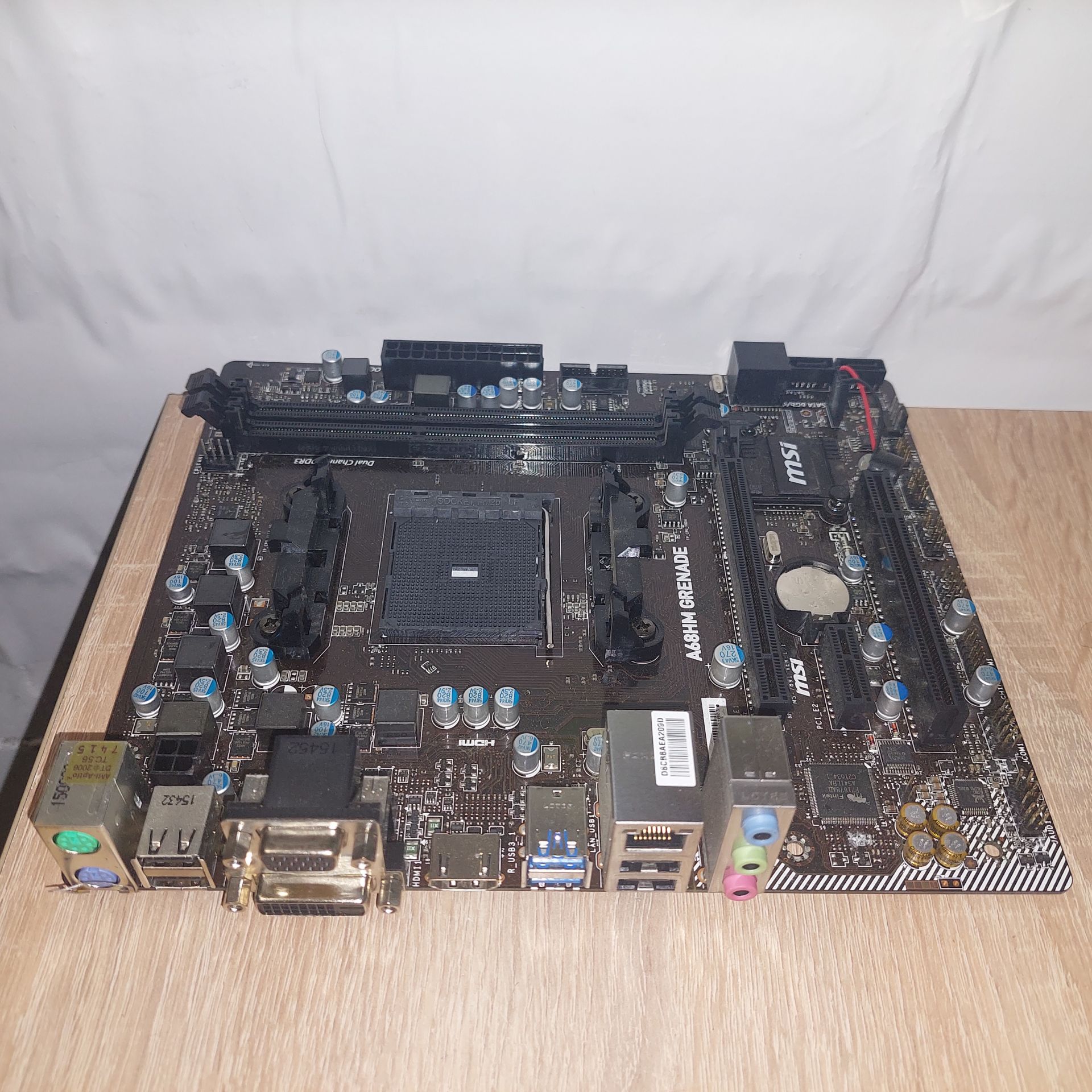 Материнська плата MSI A68HM GRENADE  (sFM2/FM2+, AMD A68H, PCI-Ex16) - фото фото фото 1