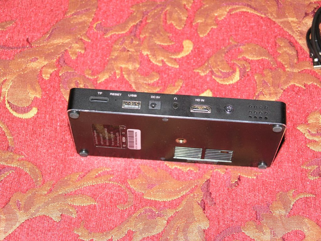 LED DLP карманный проектор Toumei C800: Android 4.4.4, аккумулятор 2 часа - фото фото фото 4