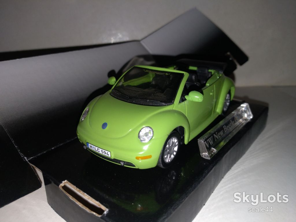VW Beetle.CARARAMA.1/43 - фото фото фото 2