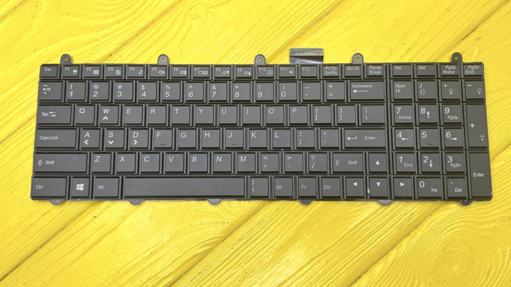 Клавіатура Clevo p177sm  (2182) Б/В - фото фото фото 0