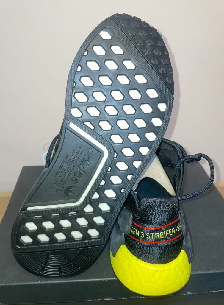 Кроссовки Adidas NMD R1 V2 Munchen  (FY1161) US8.5 - фото фото фото 6