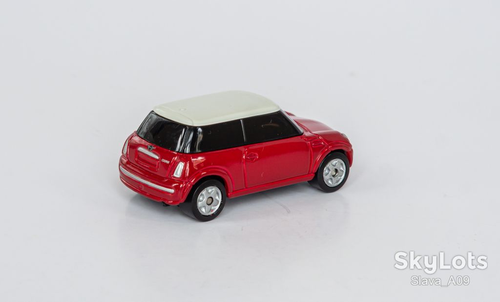 1:57 Mini Cooper 1 2001-06 red-white, Maisto #PD0227 2003 - фото фото фото 3