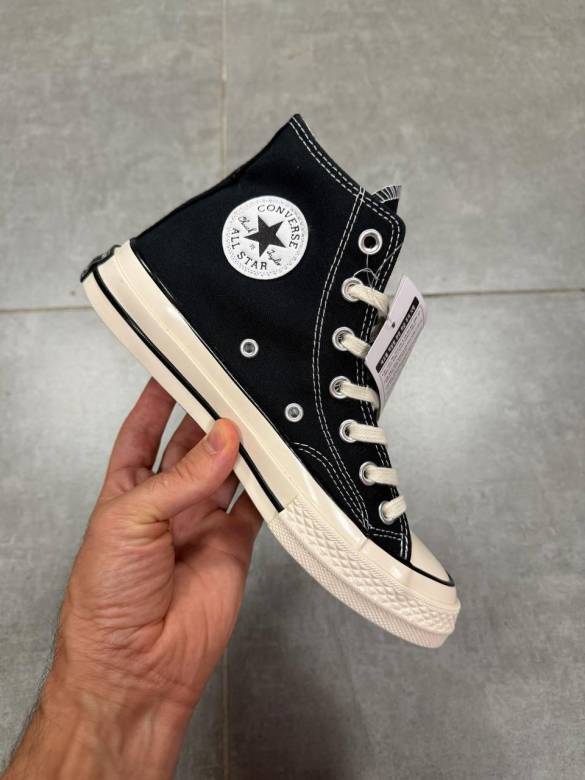 Converse Chuck Taylor All Star High Black White v2 37 - фото фото фото 0