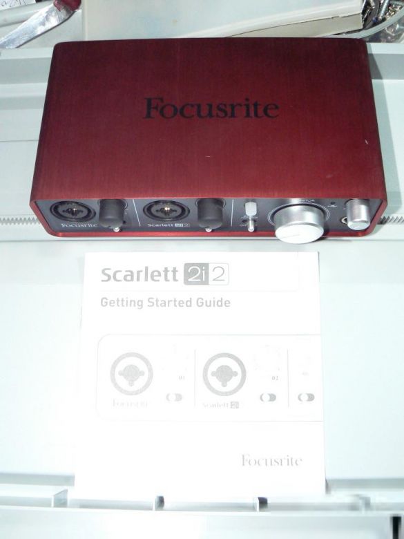 FOCUSRITE Scarlett 2i2  Аудиоинтерфейс - фото фото фото 4
