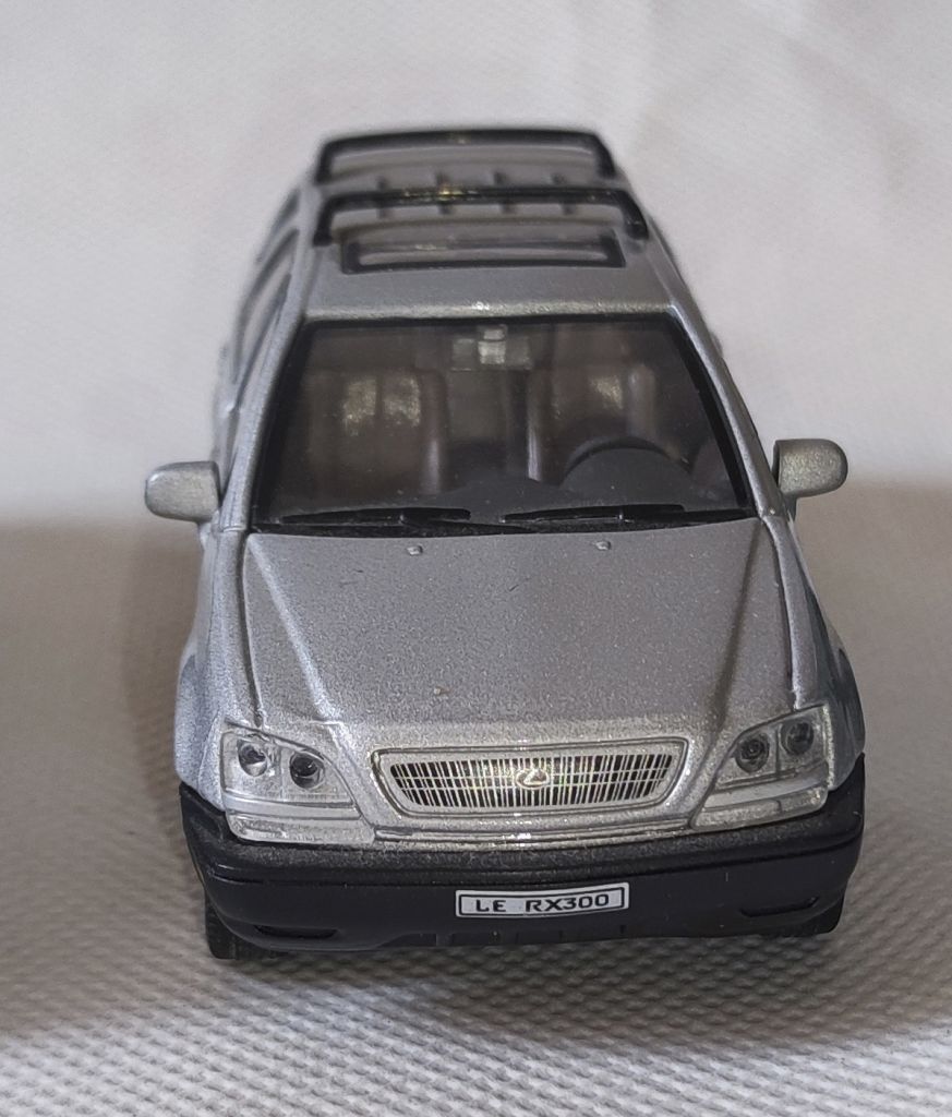 Масштабна модель 1:43 Lexus RX  (Cararama/Hongwell) - фото фото фото 2