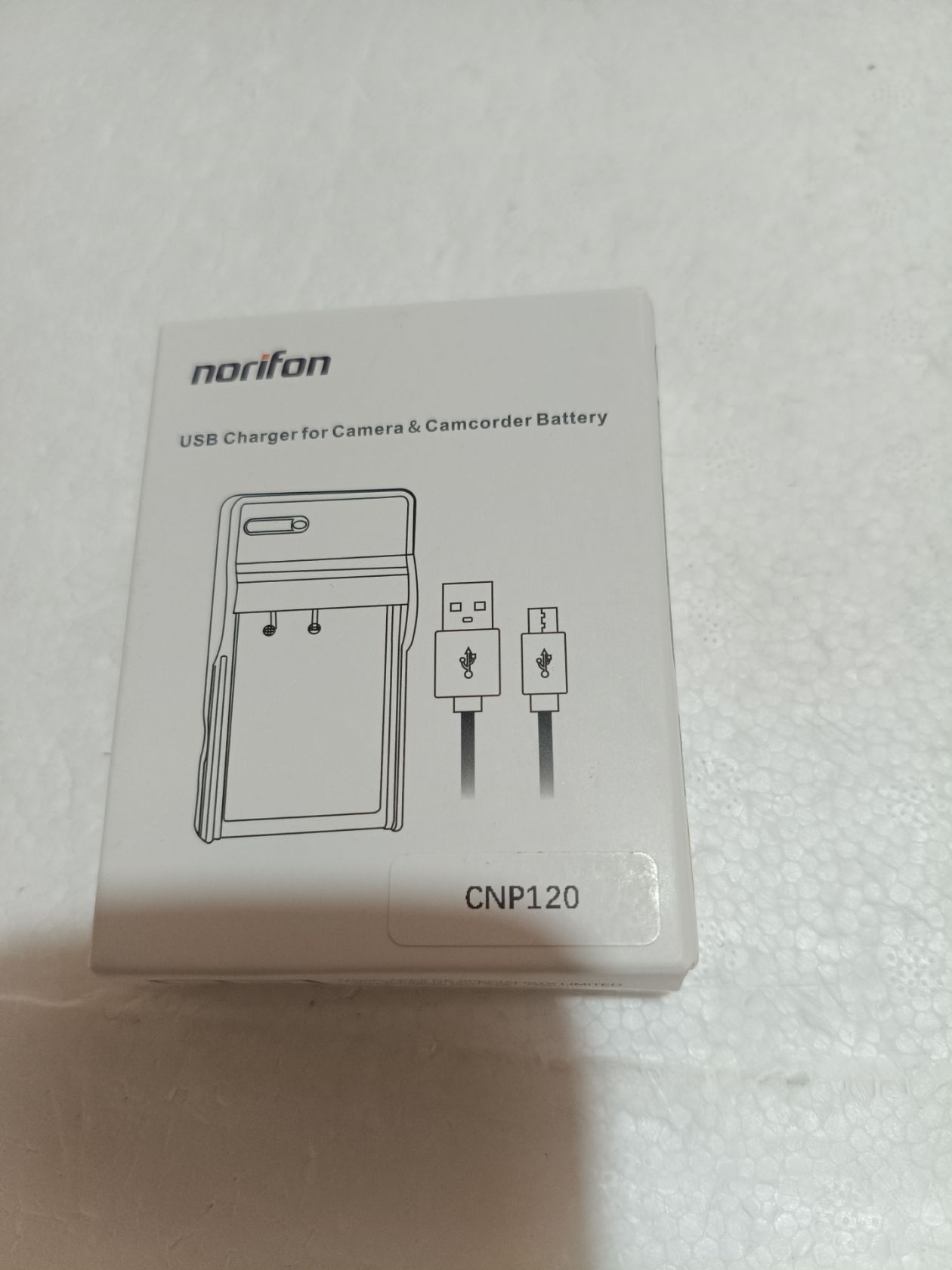 Зарядний пристрій USB бренду Norifon для акумуляторів фото- та відеокамер. Амазон - фото фото фото 4