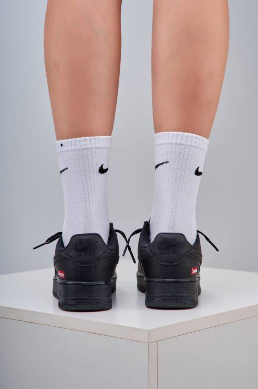 Nike Air Force 1 x Supreme Black 42 - фото фото фото 1