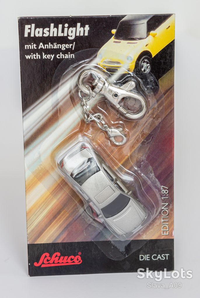 1:87 Mercedes Benz C-class grey metallic, HO Schuco FlashLight Keychain Germany - фото фото фото 1
