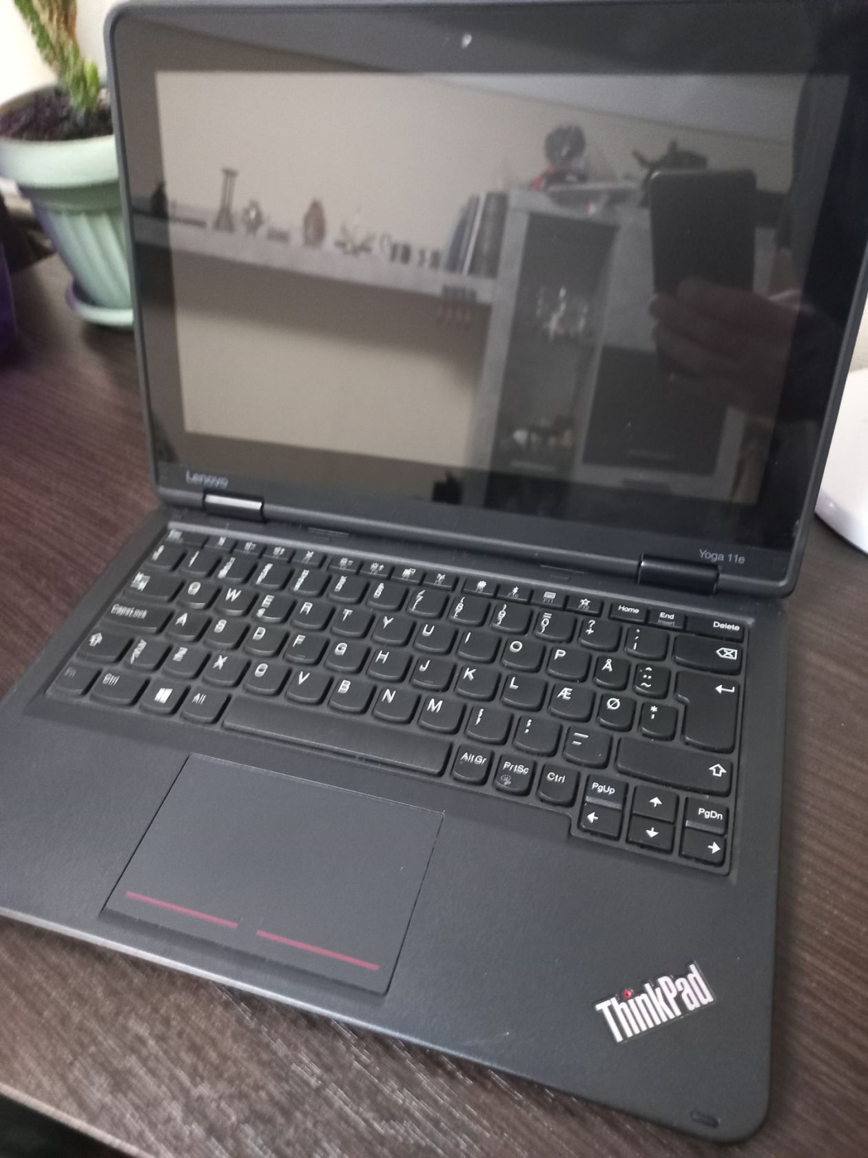 ноутбук планшет LENOVO ThinkPad Yoga 11e 4th  (Celeron N3450/0/0) 11.6" HD IPS Touch - фото фото фото 0