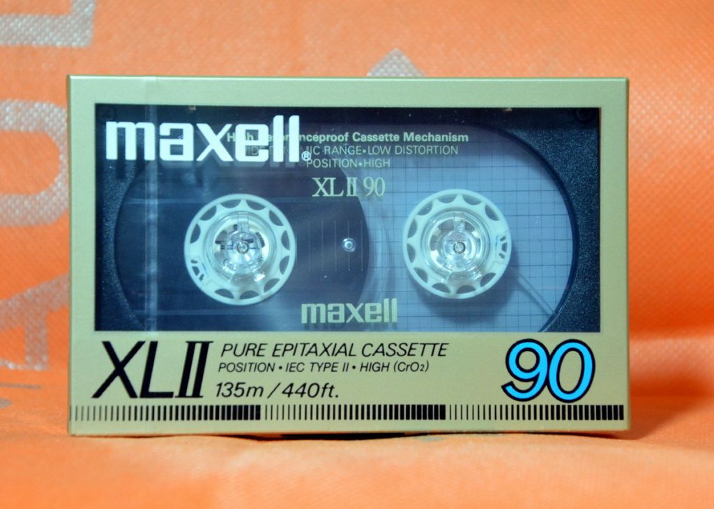 Аудио кассета Maxell XLII 90 Япония 1986   запечатана - фото фото фото 0