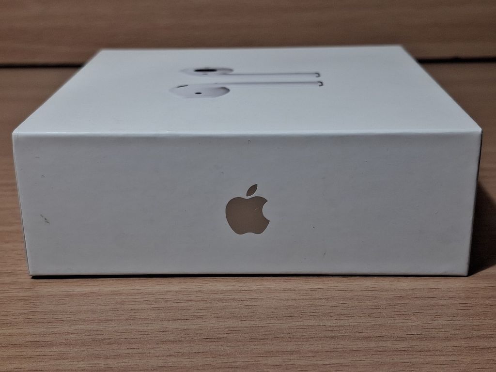 Коробка для наушников Apple AirPods  (#01) MMEF2ZM/A - фото фото фото 2