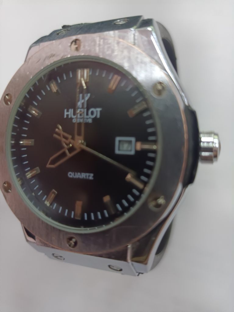 Годинник Hublot geneve , кварц, б/у - фото фото фото 2